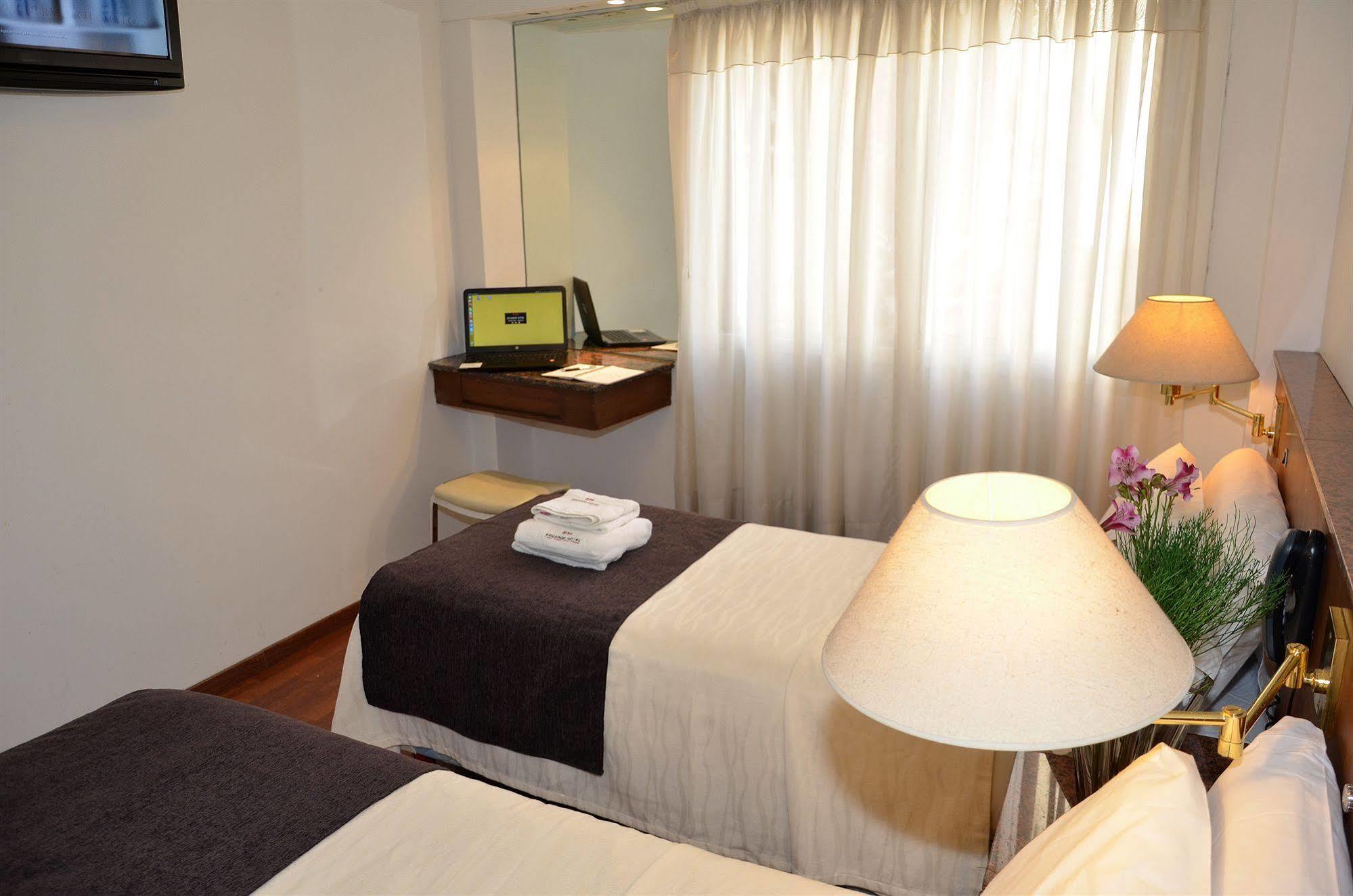 Ecuador Hotel Buenos Aires Kültér fotó